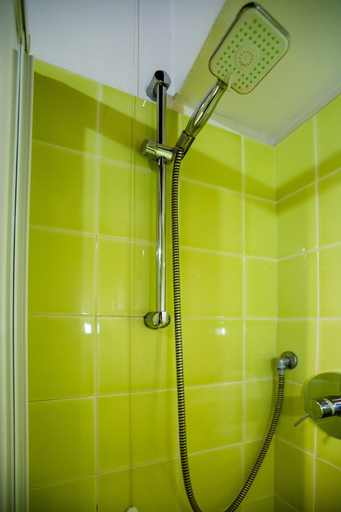 Bathroom 3, Mazzini Suite, Verona