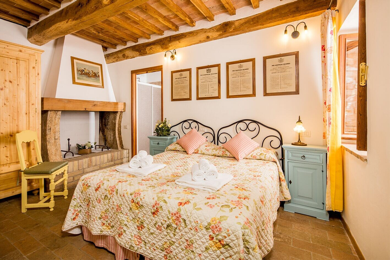 Bedroom 4, Castello di Titignano, Terni