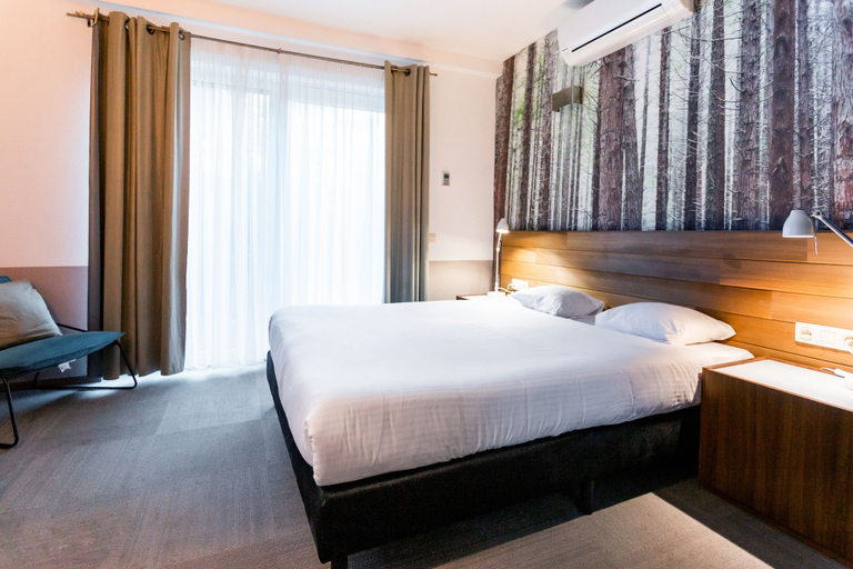 Bedroom 4, Utopia Hotel, Hainaut