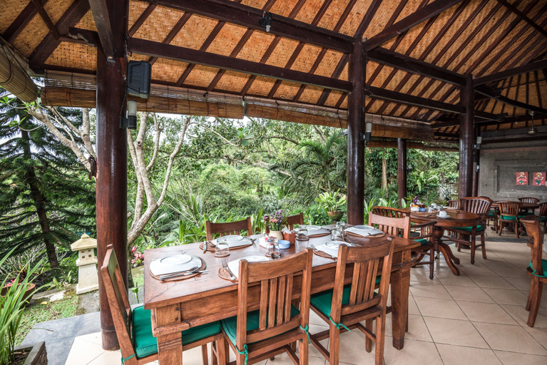 Food & Drinks 5, Hotel Bunga Permai, Gianyar