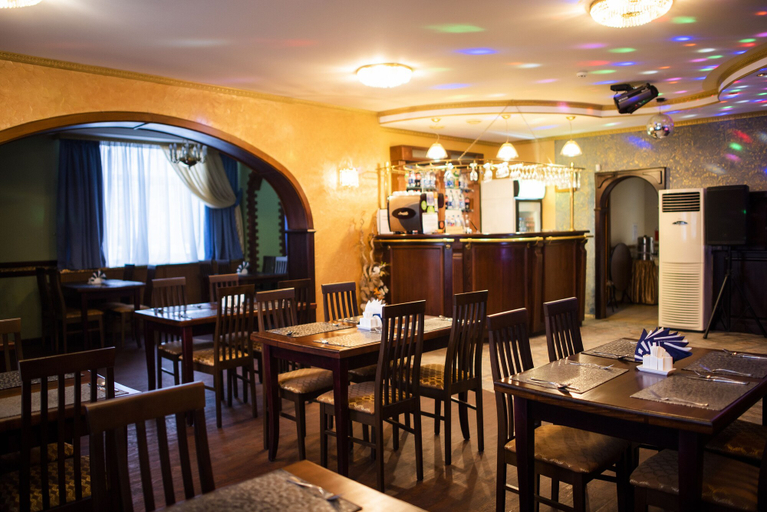 Food & Drinks 5, Oktyabrskaya Hotel, Tver'