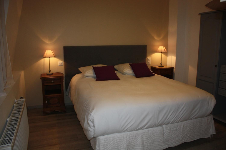 Bedroom 4, Chambre d'hôtes - Noir Lion, Somme