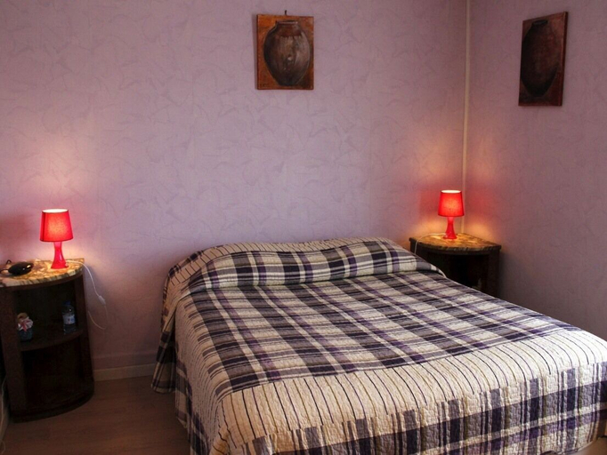 Bedroom 3, La Coutrotte Becquine, Côte-d'Or