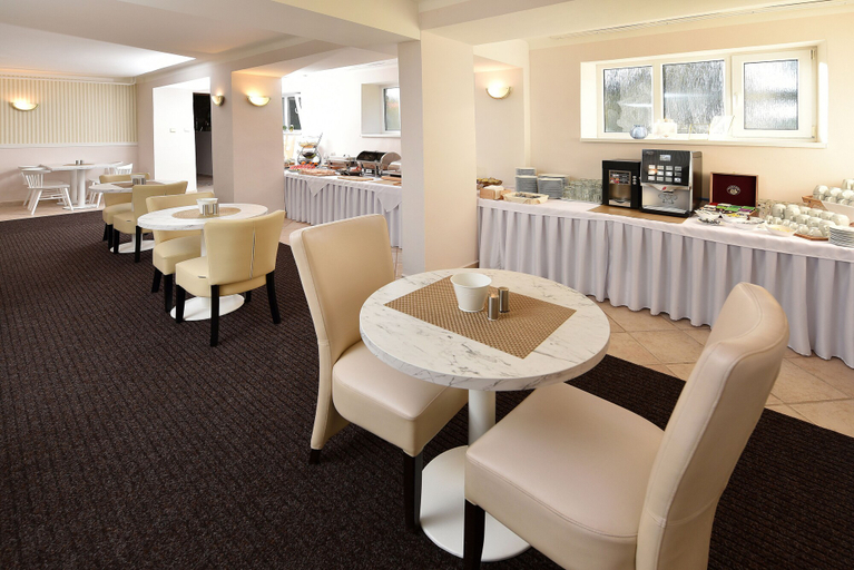 Food & Drinks 4, APLEND Hotel Lujza Major, Poprad