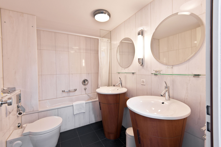 Bathroom 5, Seeburg Hotel, Luzern