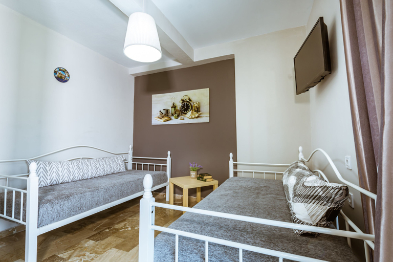Bedroom 4, Gregory Comfort Hotel, Crete