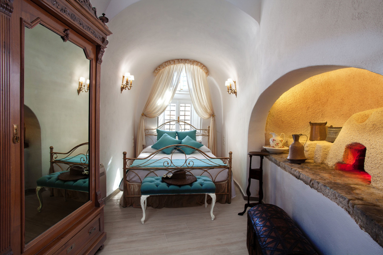 Bedroom 3, Olive Cave Houses, South Aegean