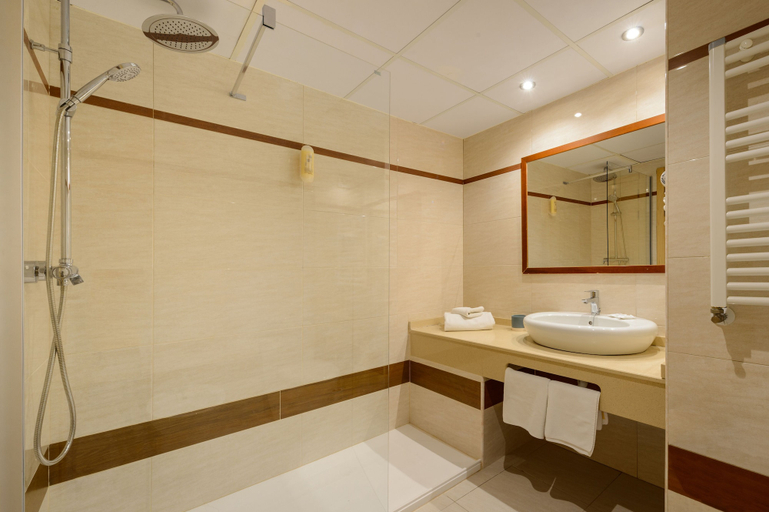 Bathroom 5, Hotel Vibra S´Estanyol, Baleares