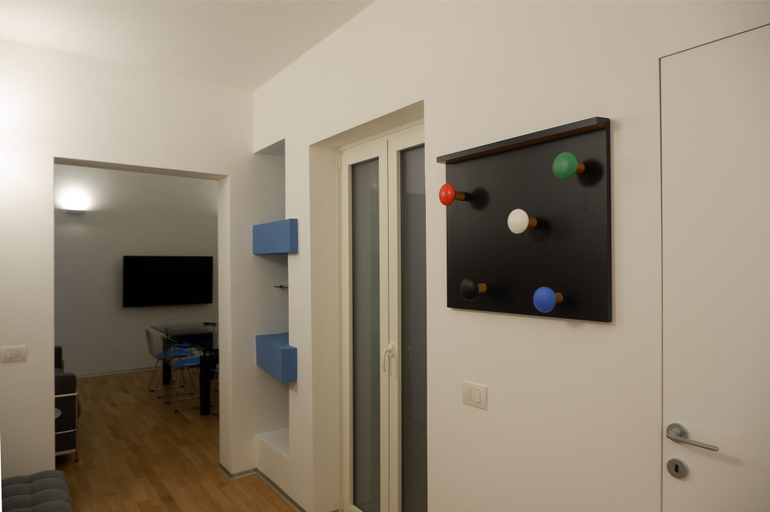 Bedroom 4, Magdahause, Taranto