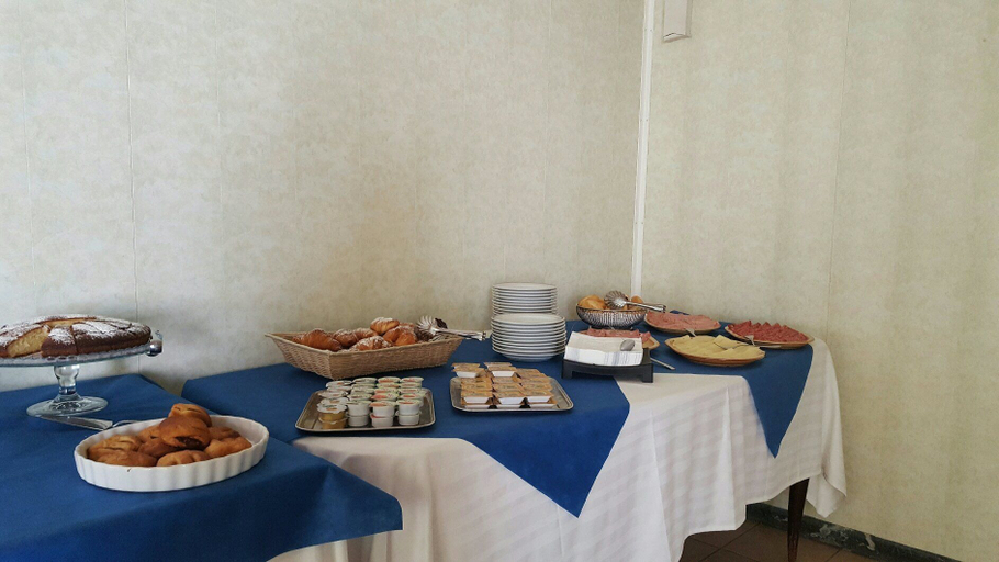 Food & Drinks 5, Hotel Aloha, Forli' - Cesena
