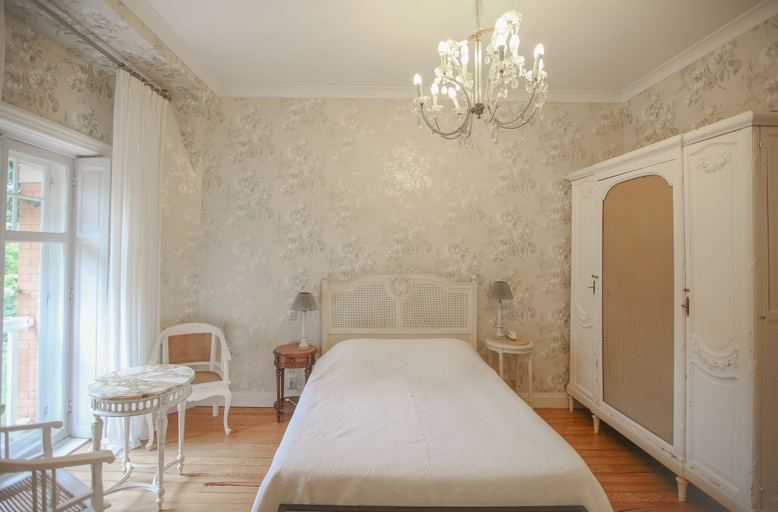 Bedroom 3, Chateau du Clair de Lune, Pyrénées-Atlantiques