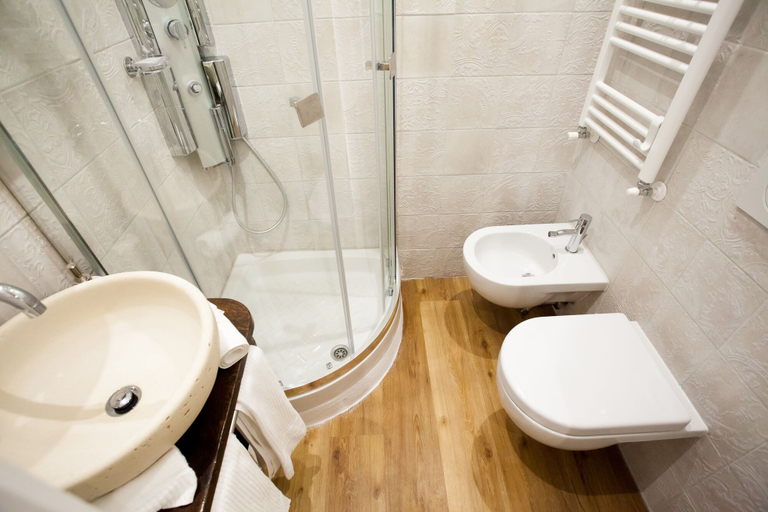 Bathroom 5, Atmosfere Guest House - 5 Terre e La Spezia, La Spezia