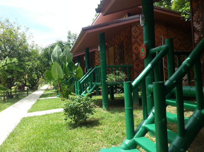 Exterior & Views 2, The royal bamboo lodge, Phanom