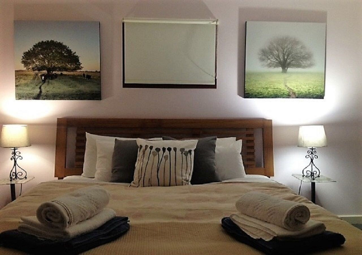 Bedroom 3, Sutton Spring Art Retreats, Hepburn - East