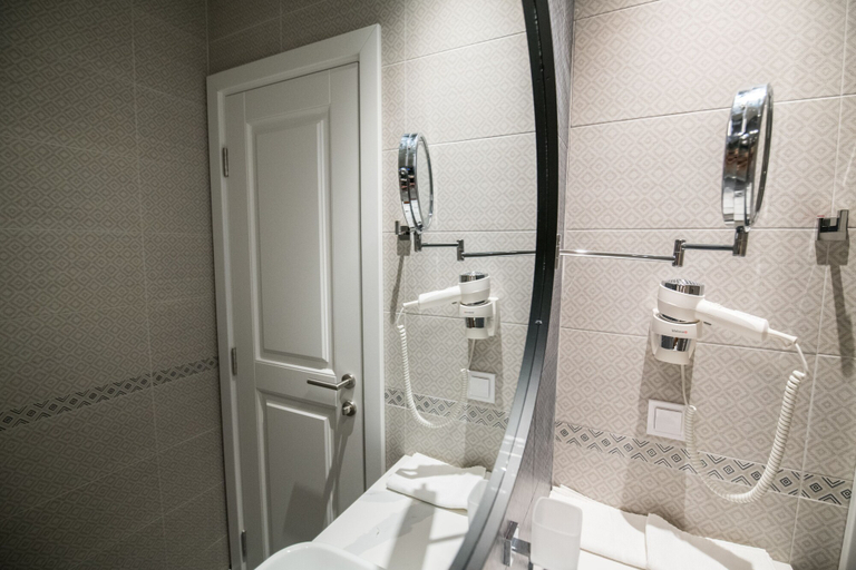 Bathroom 4, La Villa Boutique Hotel