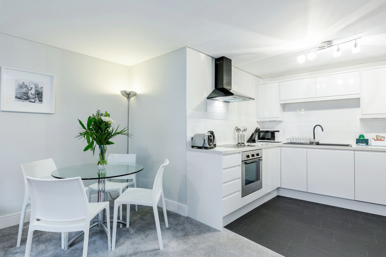 Others 5, Roomspace Apartments -Marina Place, London