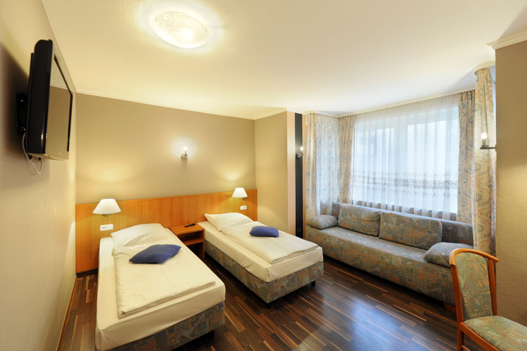 Bedroom 5, Fair Hotel Villa Diana Westend, Frankfurt am Main