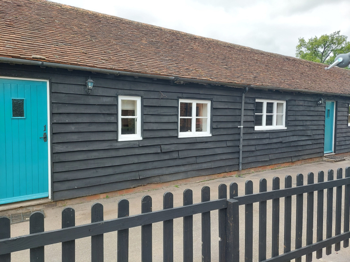 Exterior & Views 2, The Cross Keys, Hertfordshire