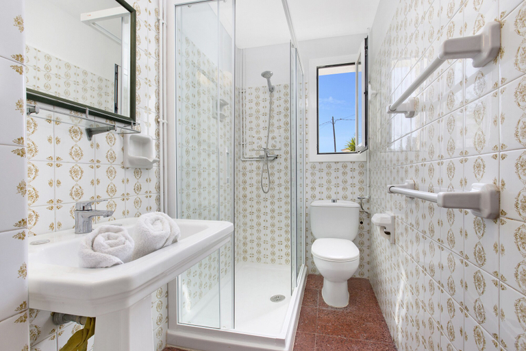 Bathroom 3, Villa Mas Guelo, Girona