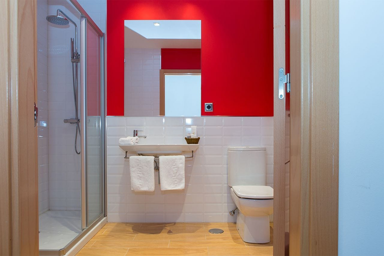 Bathroom 4, NRuta Ponferrada, León