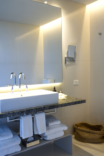 Bathroom 5, Casa de Uco Vineyards & Wine Hotel, Tunuyán