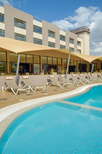 Exterior & Views 2, Tamarind Tree Hotel, Langata