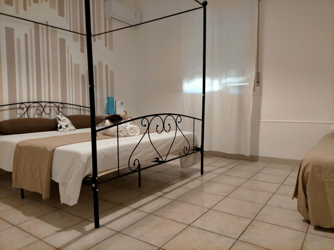 Bedroom 4, Cozzo Spadaro B&B, Syracuse