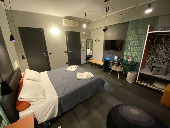 Bedroom 3, Tiburtina Suites, Rome