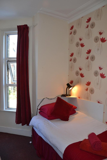 Bedroom 4, Abbey Lodge, London