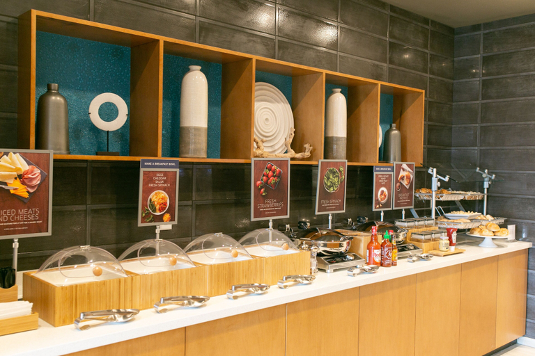 Food & Drinks 5, SpringHill Suites by Marriott South Bend Notre Dame Area, Saint Joseph