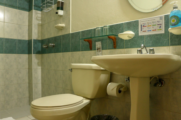 Bathroom 4, Hotel Villa Serena Escalón, San Salvador