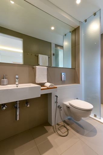 Bathroom 4, Centro, Pune