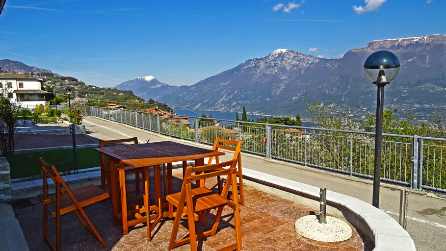 Terrace/patio, La Quiete 23 Holideal, Brescia