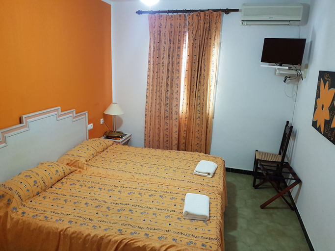 Bedroom 3, Hostal Los Arcos, Cádiz