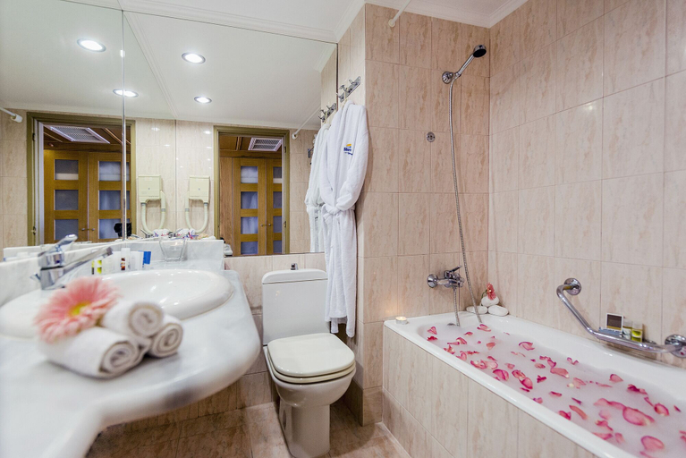 Bathroom 5, Blue Sea Beach Resort, South Aegean