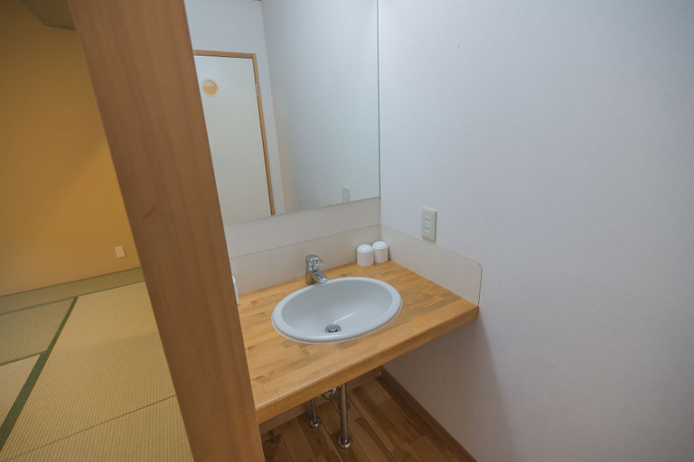 Bathroom 4, Aspen Shiga, Yamanouchi