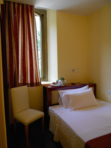 Bedroom 3, Hotel Minerva, Milano