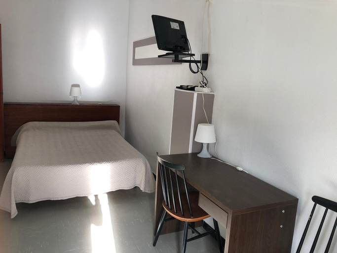 Bedroom 4, Hôtel des Etuves, Hérault