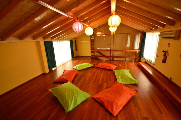 Bedroom 27