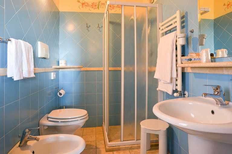Bathroom 4, Hotel Saturno Fontepura, Grosseto