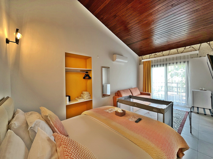 Bedroom 5, Turnabogazi Ciftlik Evleri, Urla