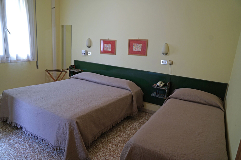 Bedroom 4, HOTEL VILLA ROSA, Forli' - Cesena