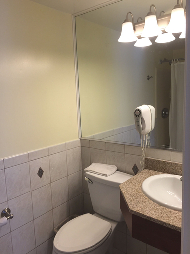 Bathroom 4, Surf Motel, San Francisco