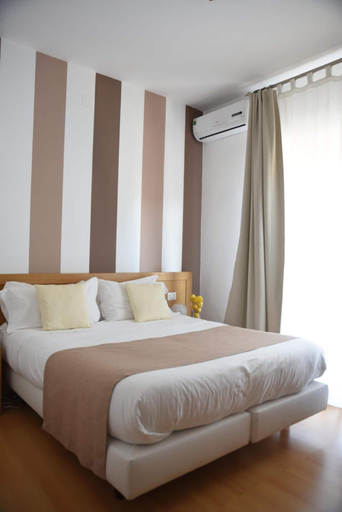 Bedroom 3, The Night Guest House Sorrento, Napoli