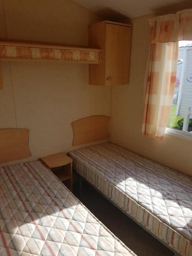 Bedroom 2, Ingoldale Holiday Park, Lincolnshire