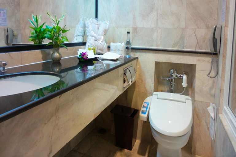 Bedroom 5, The Four Wings Hotel Bangkok, Khlong Toey
