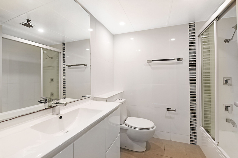 Bathroom 3, Focus Apartments, Gold Coast