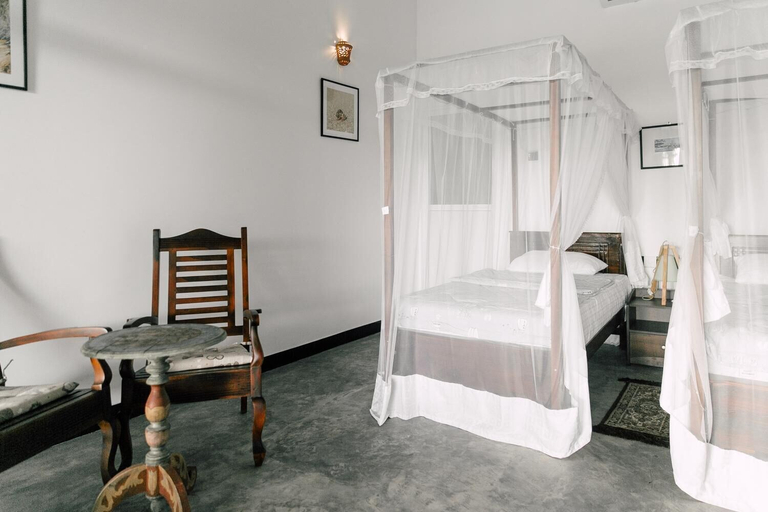Others 3, Siyambala Villa, Habaraduwa