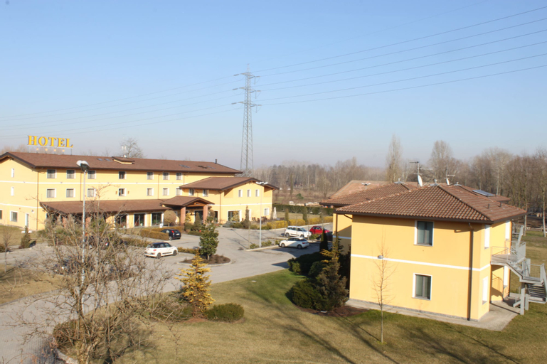 Exterior & Views 2, Hotel del Parco, Pavia