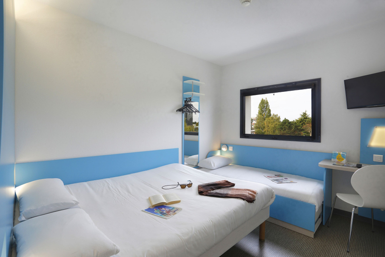 Bedroom 3, First Inn Hotel Blois, Loir-et-Cher